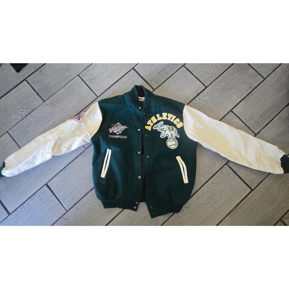 Vintage Chalk Line Oakland Athletics 1989 World Series Champions Jacket Small